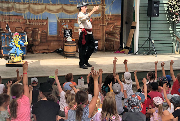 pirate magician show in ontario canada