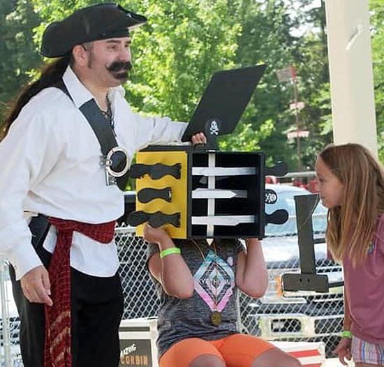 pirate themed magic show in ontario